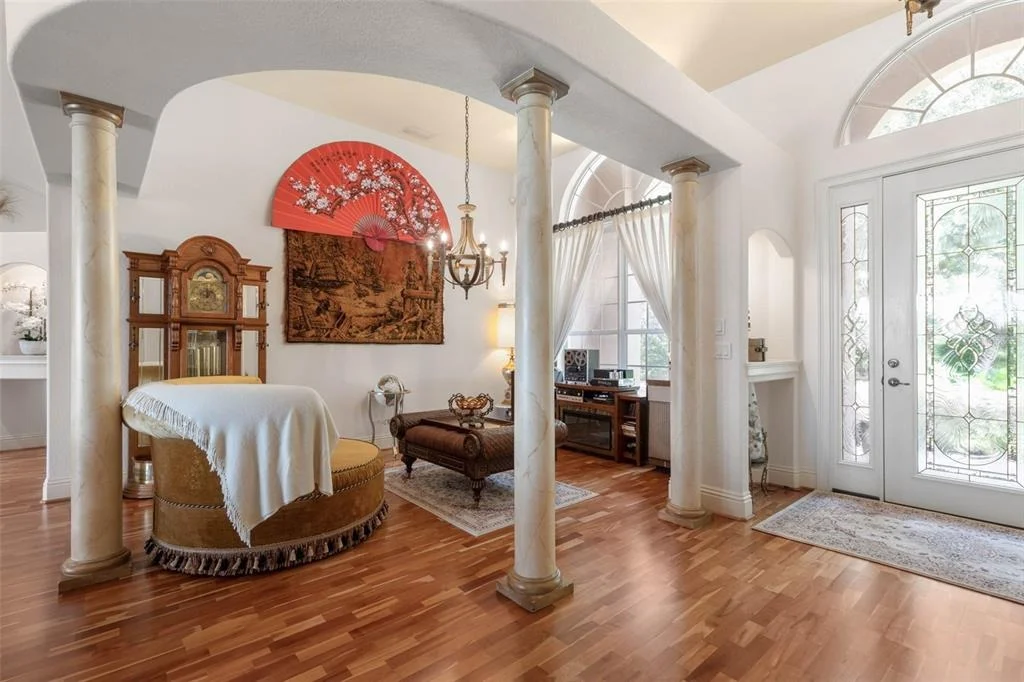 Photo of 62 OAK VIEW CIRCLE