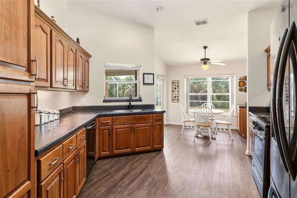Photo of 4 BEACHSIDE DR