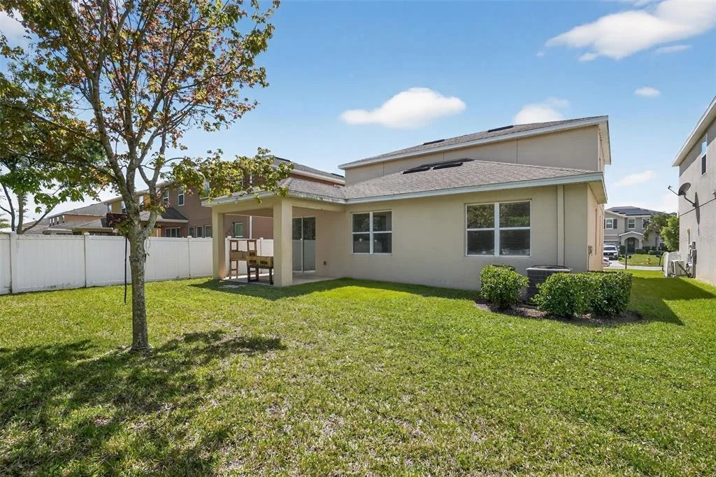 Photo of 11406 WARREN OAKS PLACE