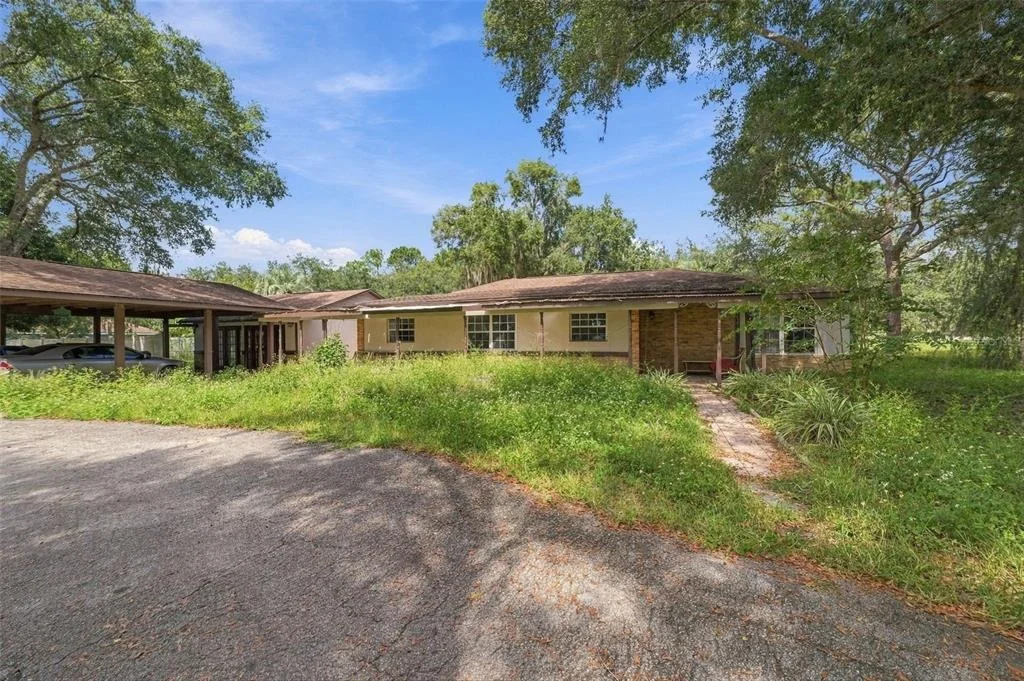 Photo of 15499 OAKCREST CIRCLE