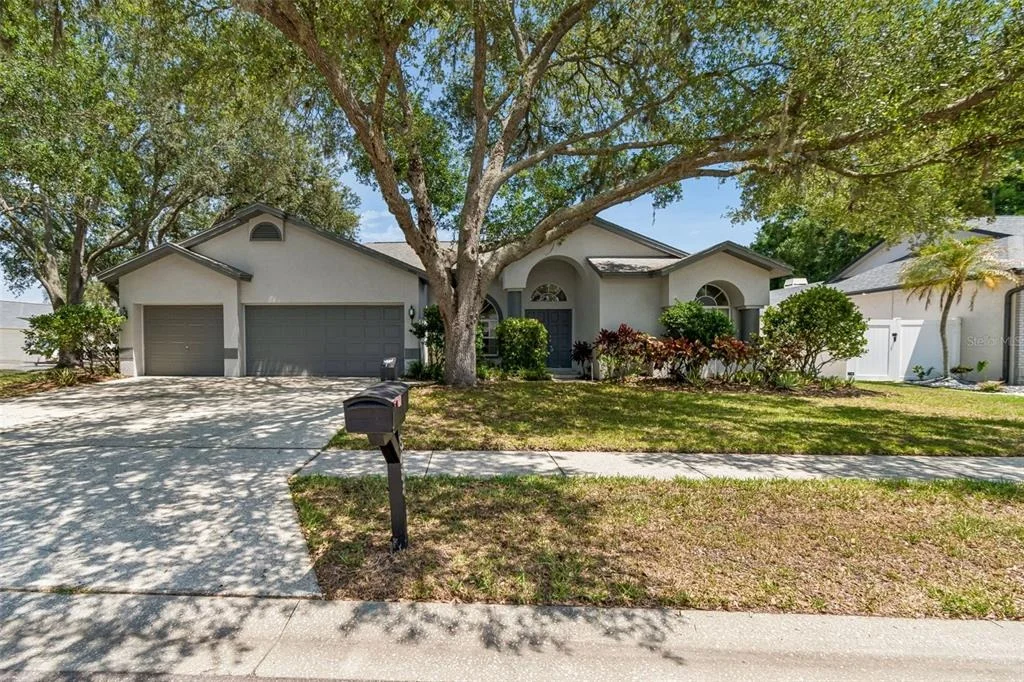Photo of 5488 OAKRIDGE DRIVE