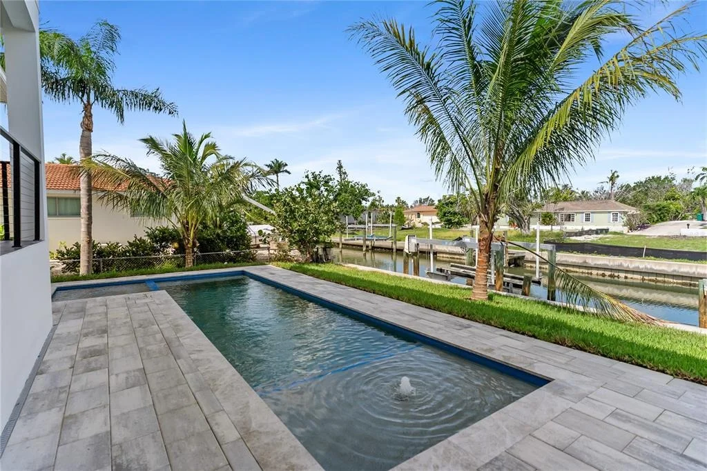 Photo of 569 BAYVIEW DRIVE