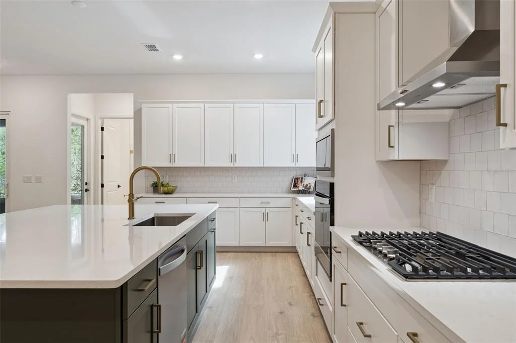 Photo of 14353 CREST PALM AVENUE