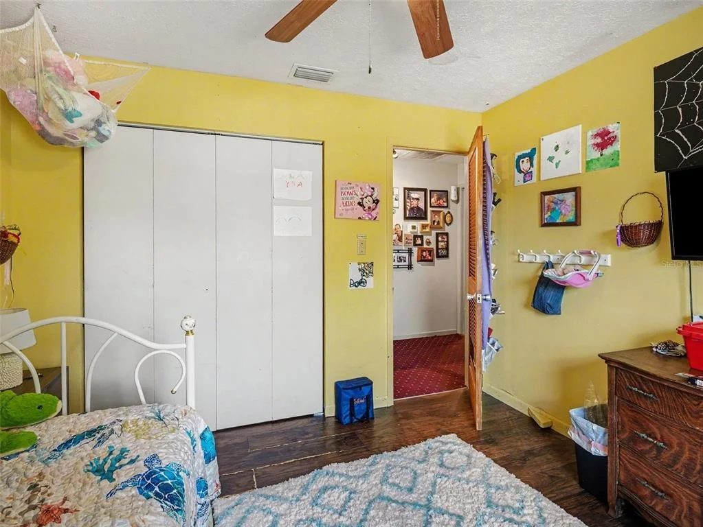 Photo of 11207 CREEKVIEW DR