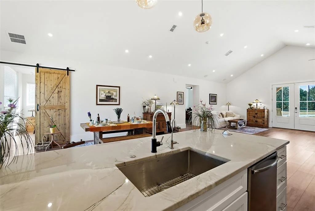 Photo of 9797 COUNTY ROAD 305
