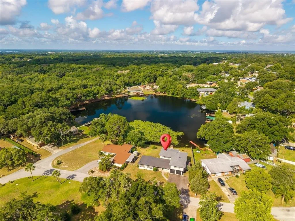 Photo of 710 TWIN OAKS LANE