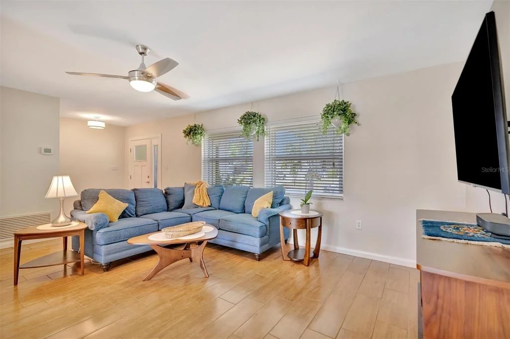 Photo of 5729 AUGUSTA CIRCLE