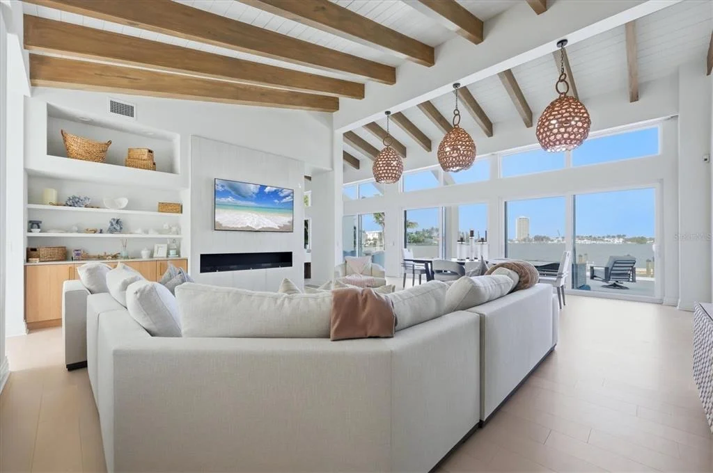 Photo of 216 BIRD KEY DRIVE