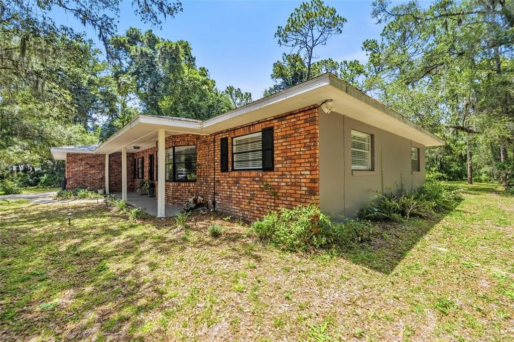 Photo of 9661 W DEEPWOODS DRIVE