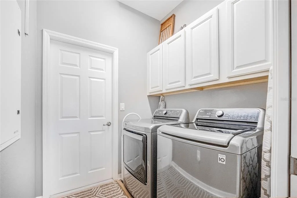 Photo of 8371 SW 84TH LOOP