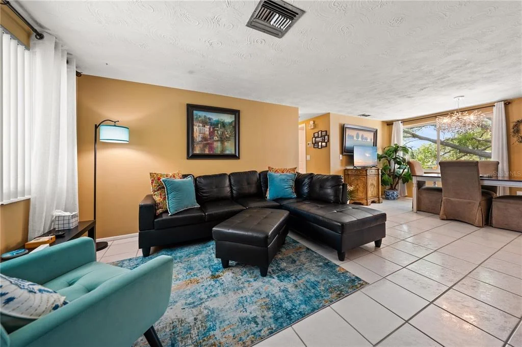 Photo of 4114 SUNRAY DRIVE