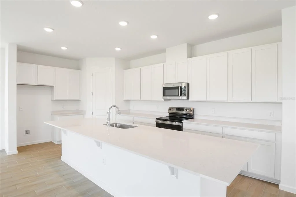 Photo of 816 LAKE DELL ROAD