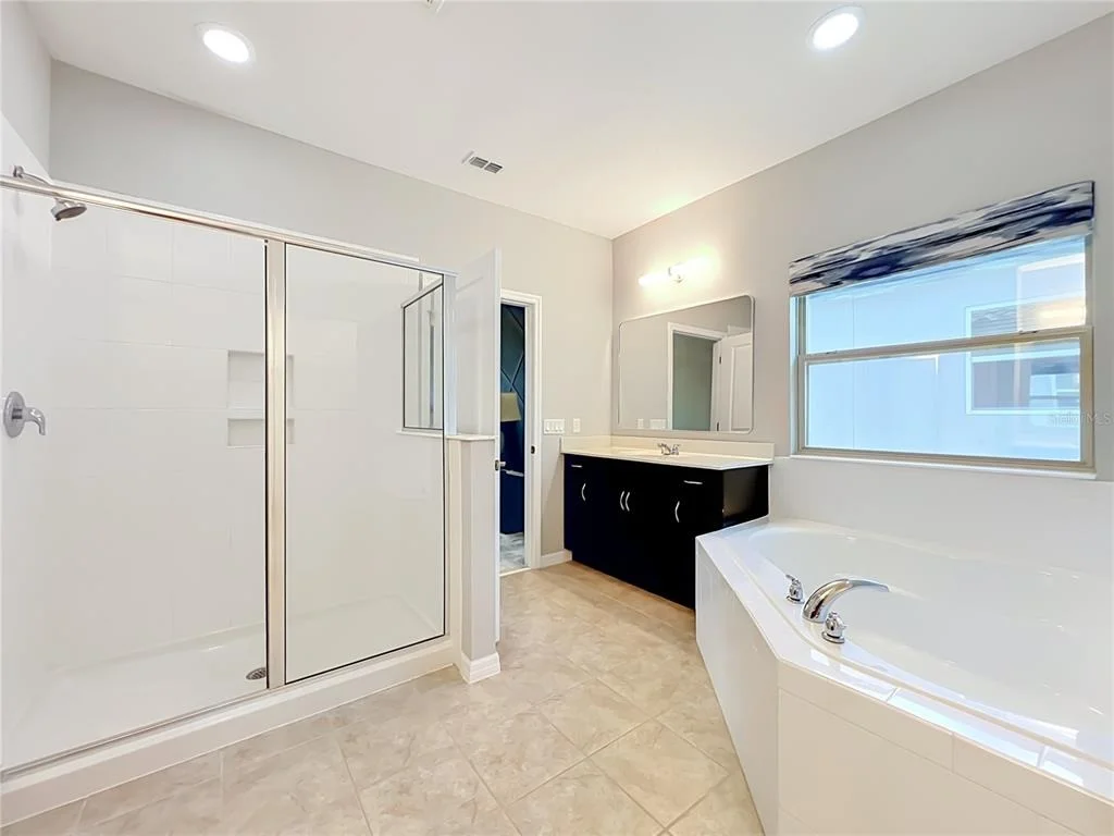 Photo of 8316 LOOKOUT POINTE DRIVE