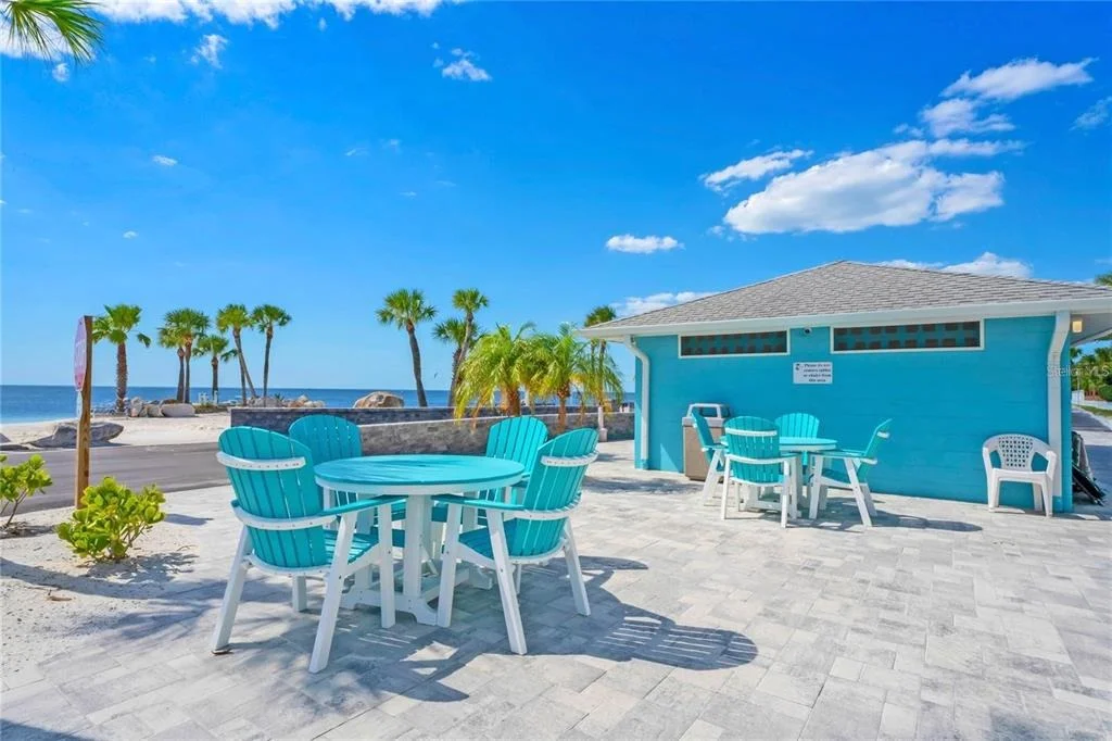 Photo of 4933 SHELL STREAM BOULEVARD