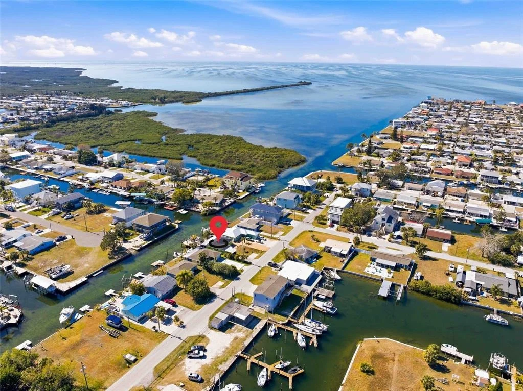 Photo of 6424 BOATYARD DRIVE