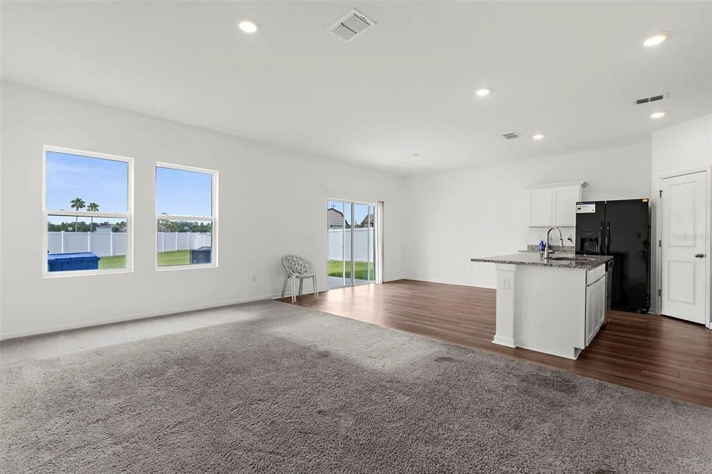 Photo of 1038 KELLY FERN LOOP