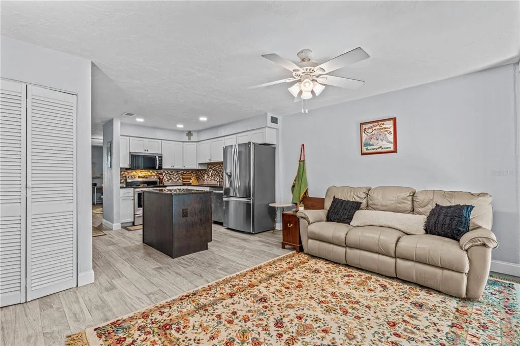 Photo of Unit UT23 at 5500 OCEAN SHORE BOULEVARD