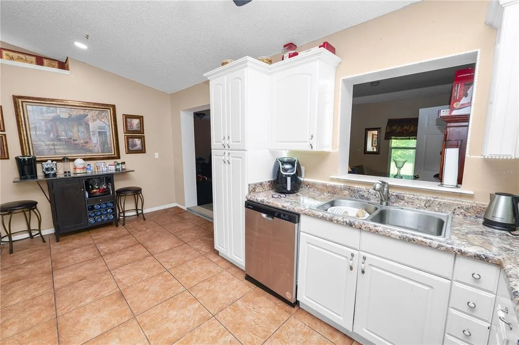 Photo of 1127 PINECREST DRIVE