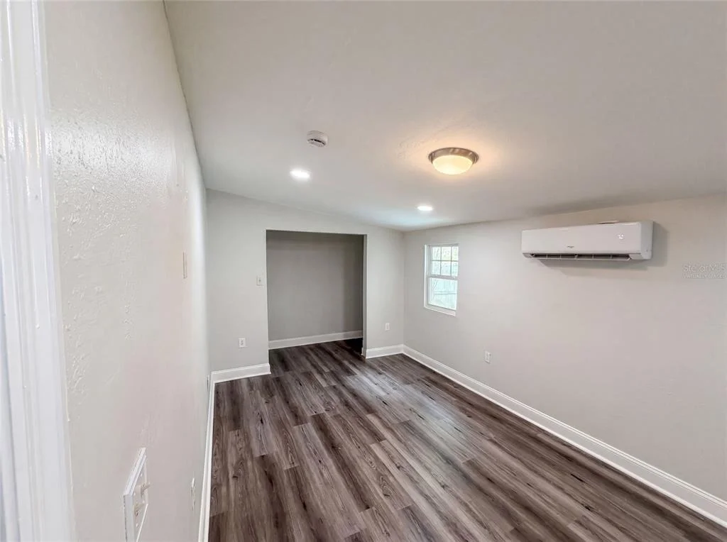 Photo of 1502 DAROCA DRIVE