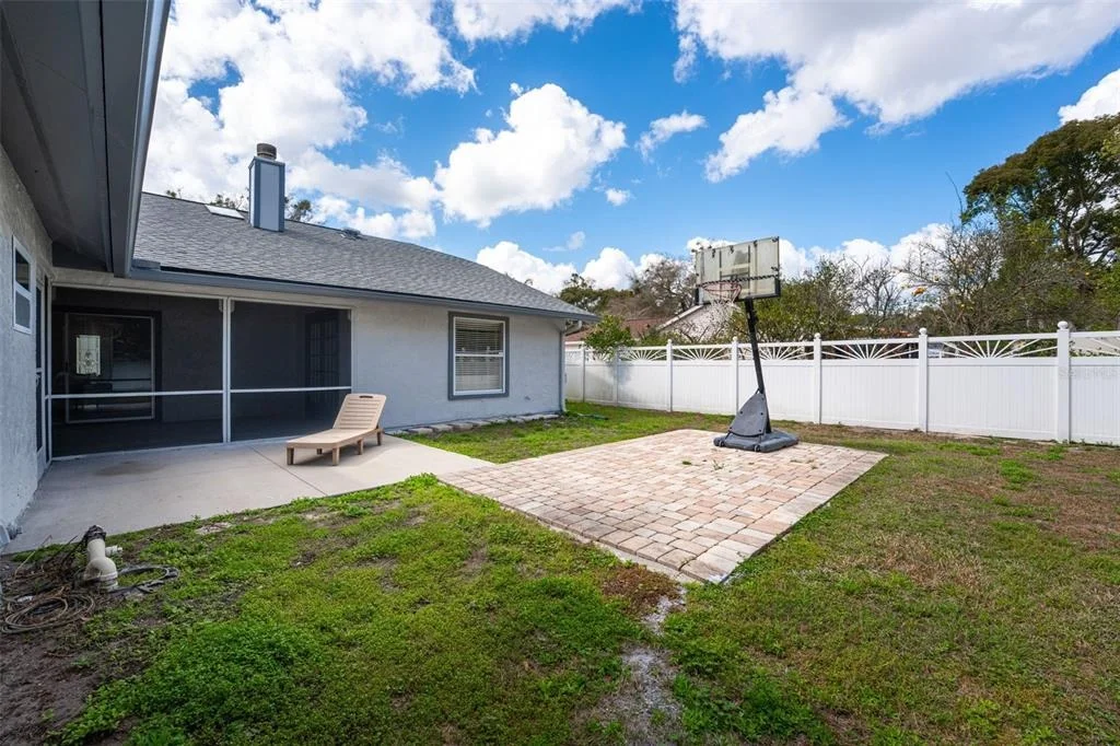 Photo of 5521 OAK STREET