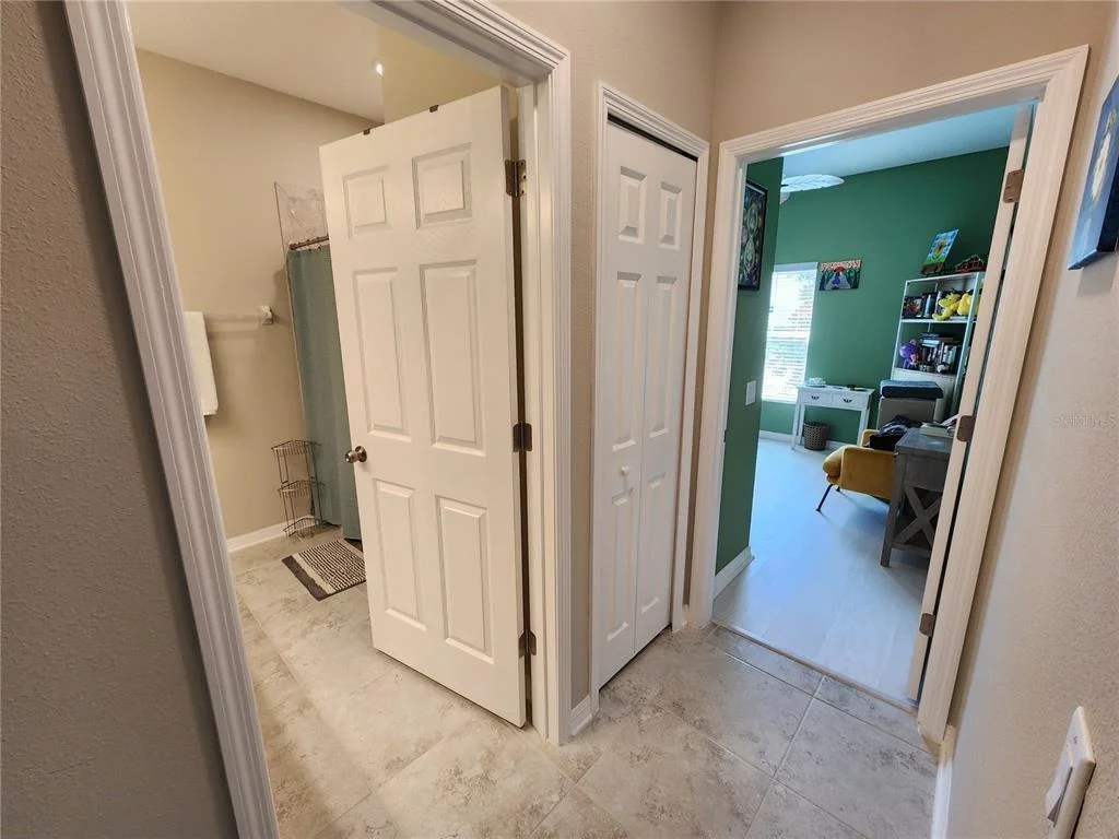 Photo of 9342 CRESCENT RAY DRIVE