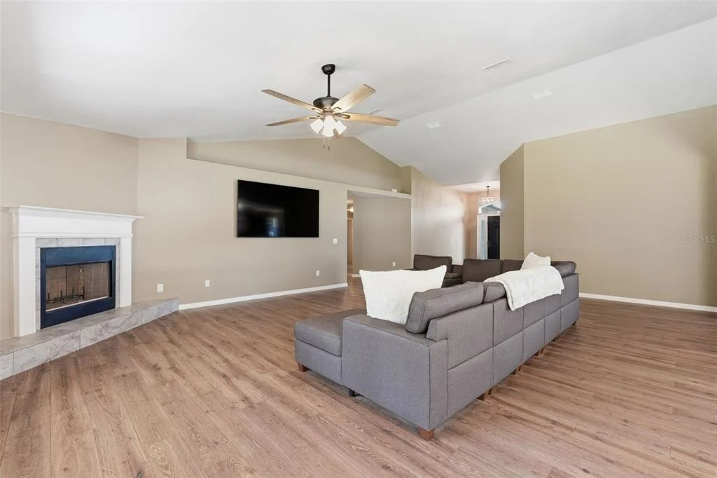 Photo of 42 SUNRISE DRIVE