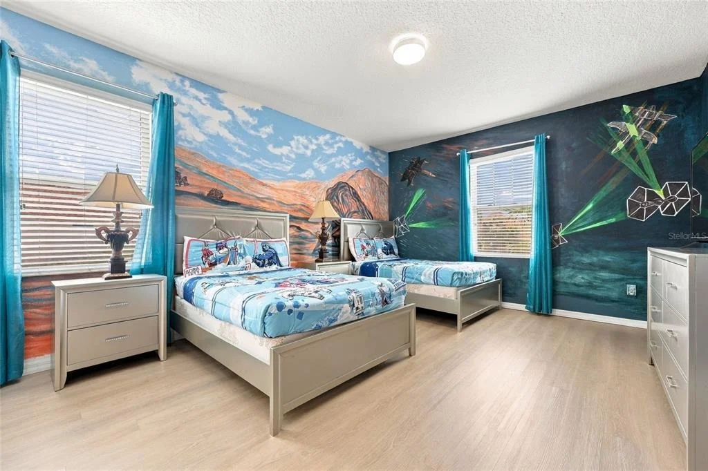 Photo of 6000 OAK GREEN LOOP