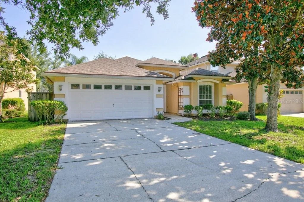 Photo of 828 CRYSTAL SPRING WAY