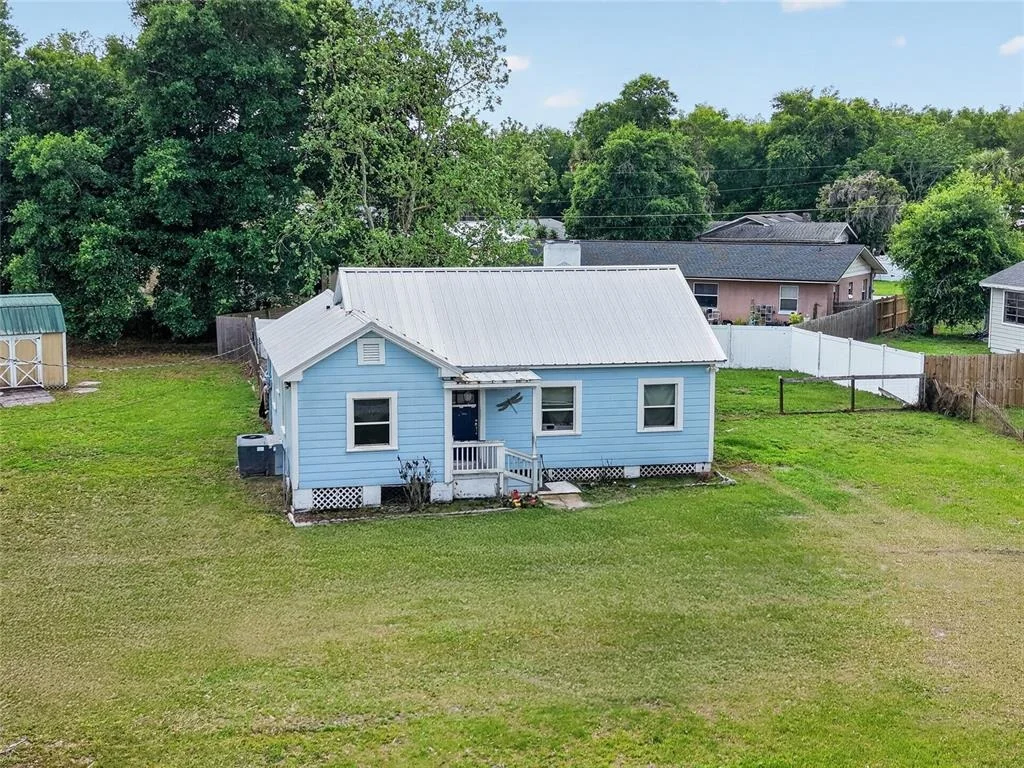 Photo of 431 EDGEWATER AVENUE