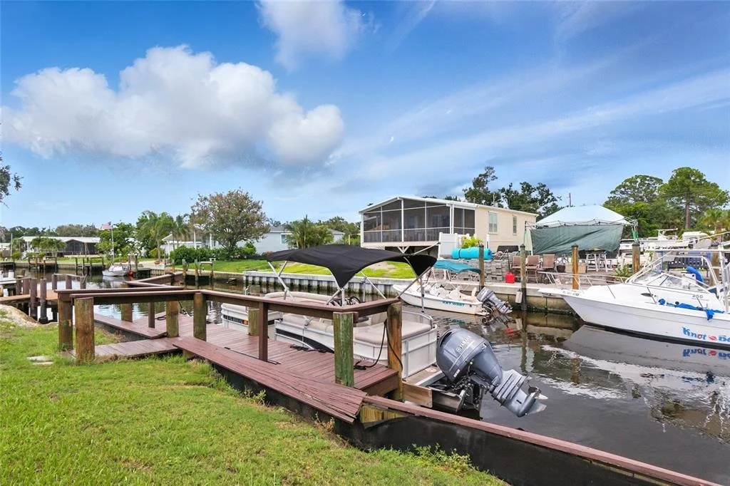 Photo of 38 PLUMOSA DRIVE