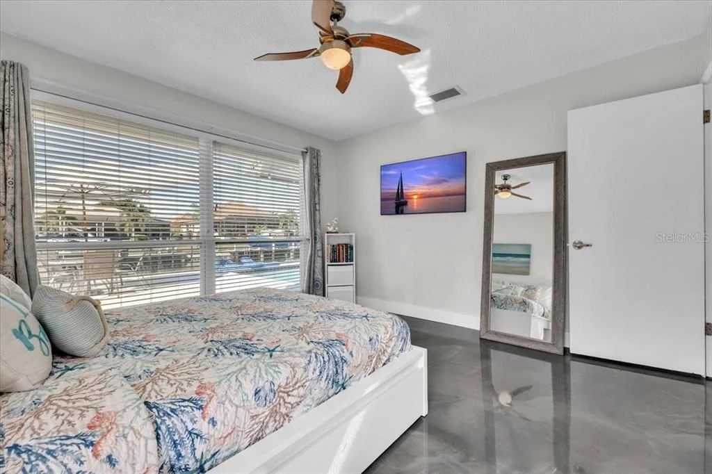 Photo of 2424 ROSA LANE
