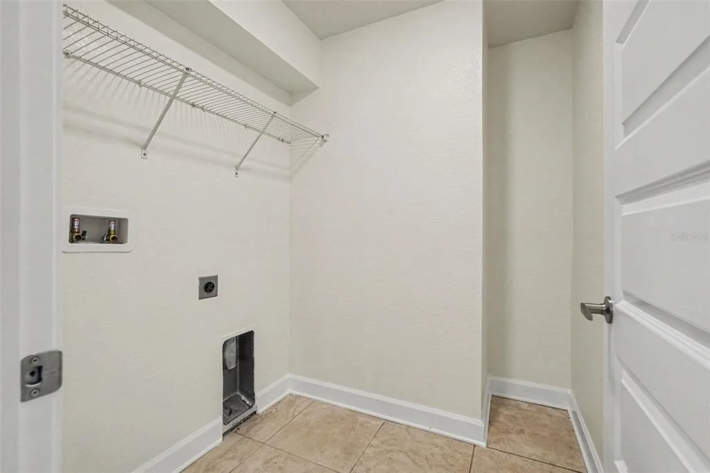 Photo of 2363 RING ROAD