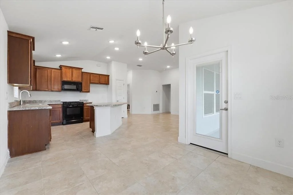 Photo of 851 VIENNA DRIVE
