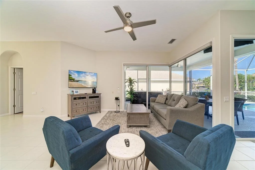 Photo of 4727 COMPASS DRIVE