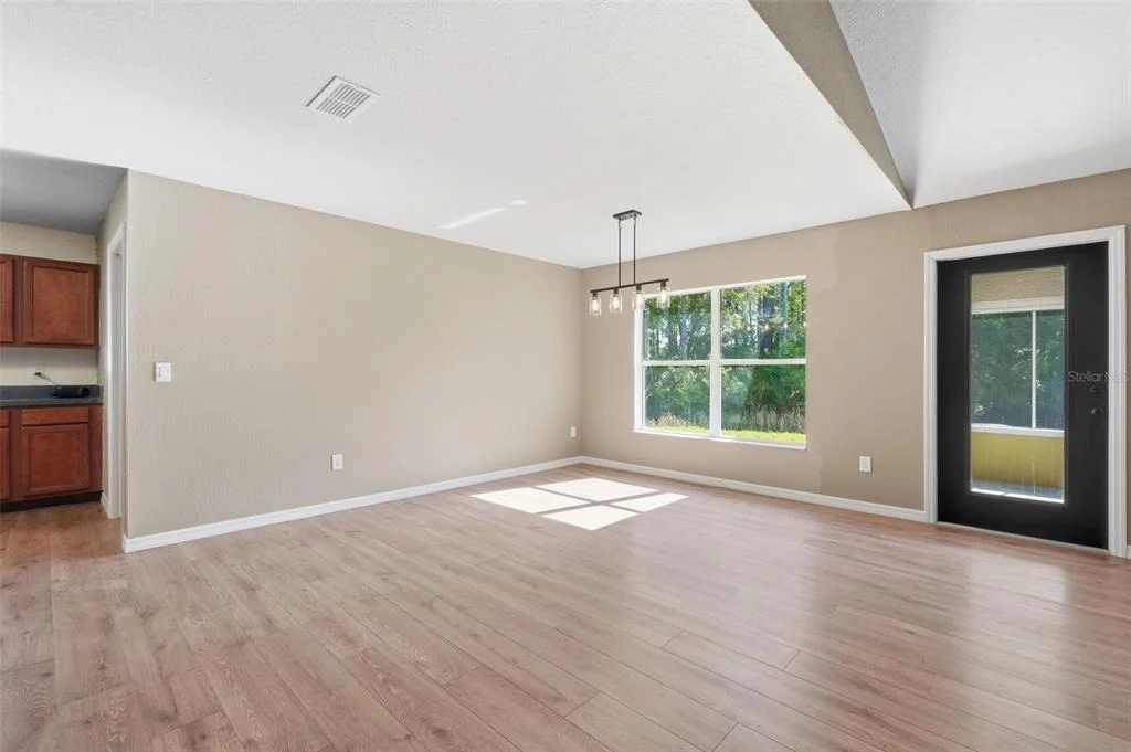 Photo of 42 SUNRISE DRIVE