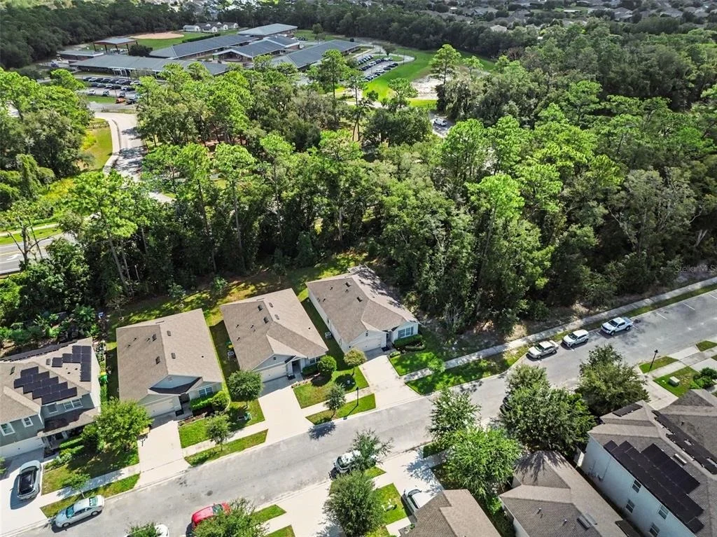 Photo of 323 CHARLES DRIVE