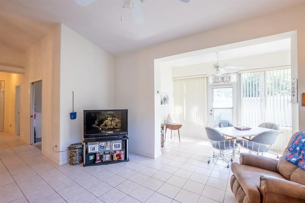 Photo of Unit 2 at 7 ARBOR TRACE