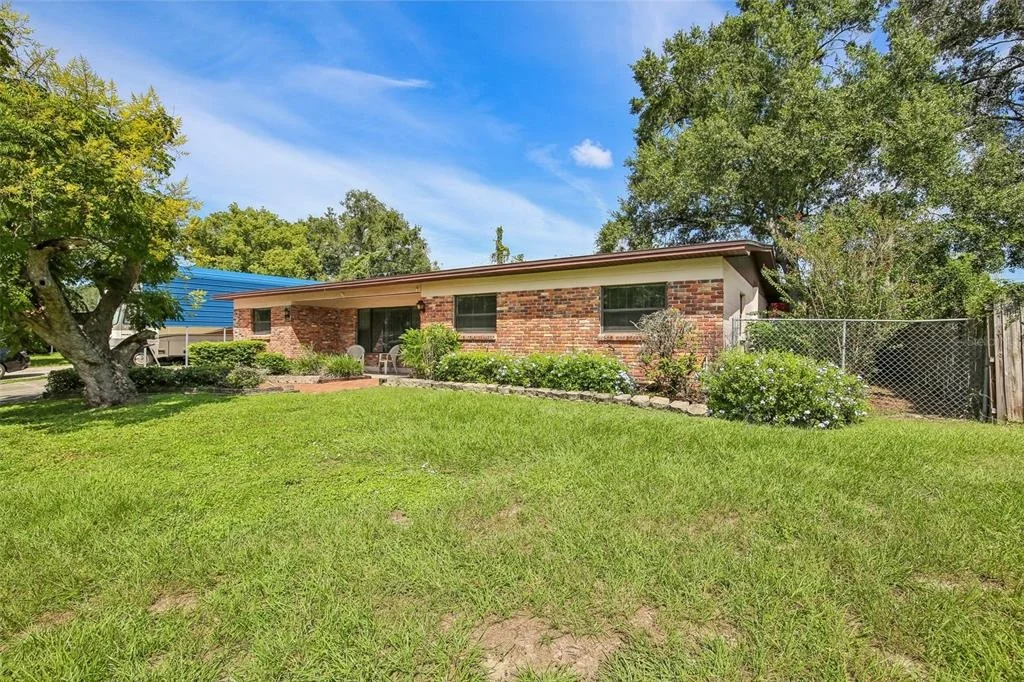 Photo of 512 WHITE OAK AVENUE