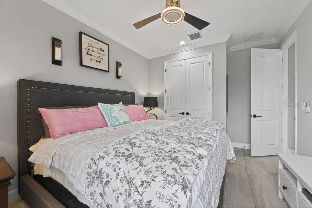 Photo of 5220 LAKE VENICE DRIVE
