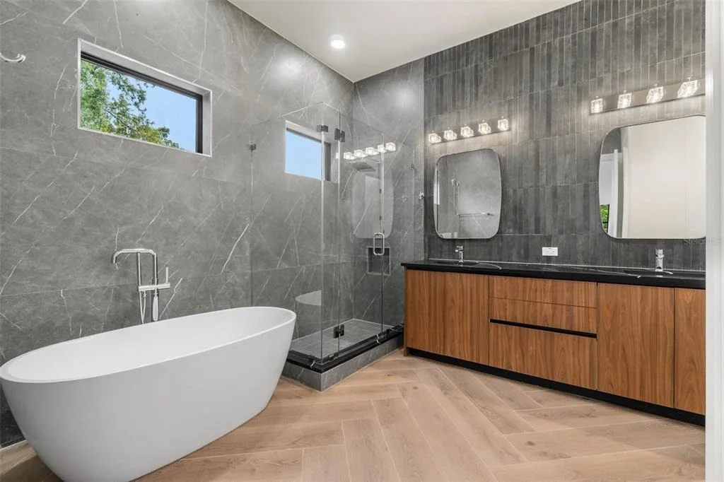 Photo of 403 PARK BOULEVARD