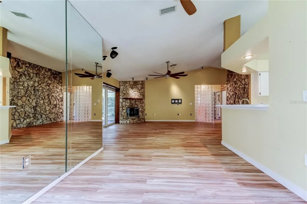 Photo of 1795 BAYHILL DRIVE