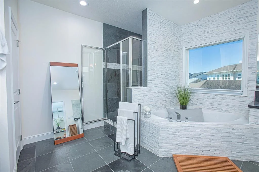 Photo of 12601 BANTING TERRACE