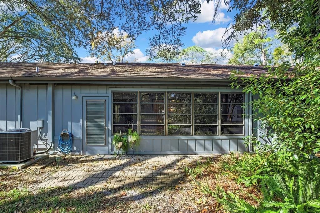 Photo of 2111 FORESTER WAY