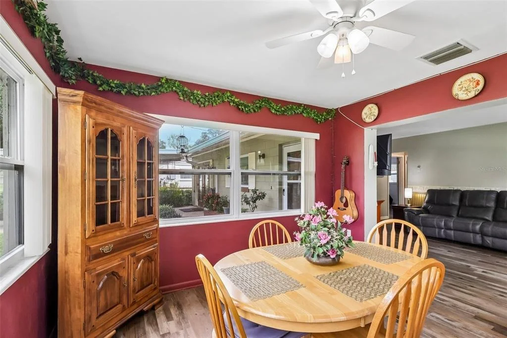 Photo of 37350 OAK LANE