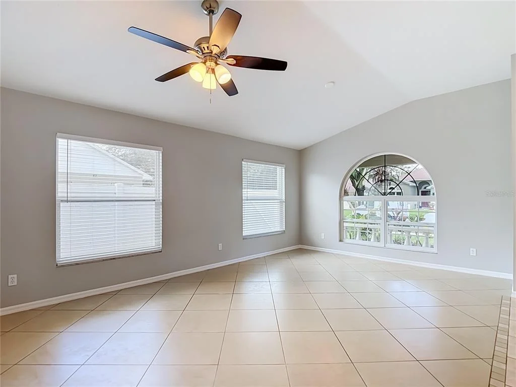 Photo of 805 LESA GLEN PLACE