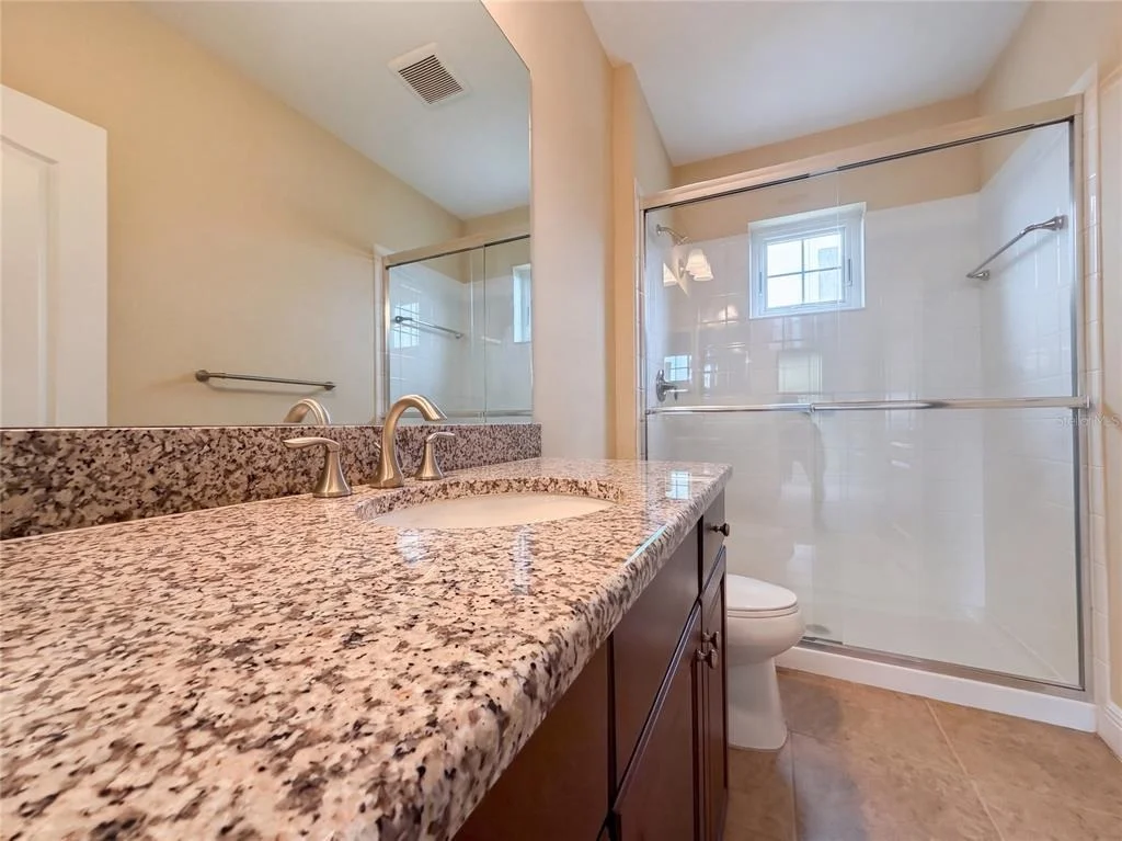 Photo of 1121 THORNBURY DRIVE
