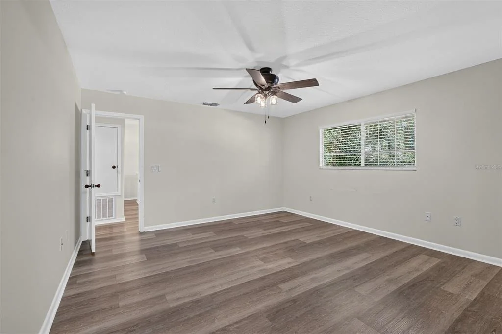 Photo of 6812 ARBOR OAKS DRIVE
