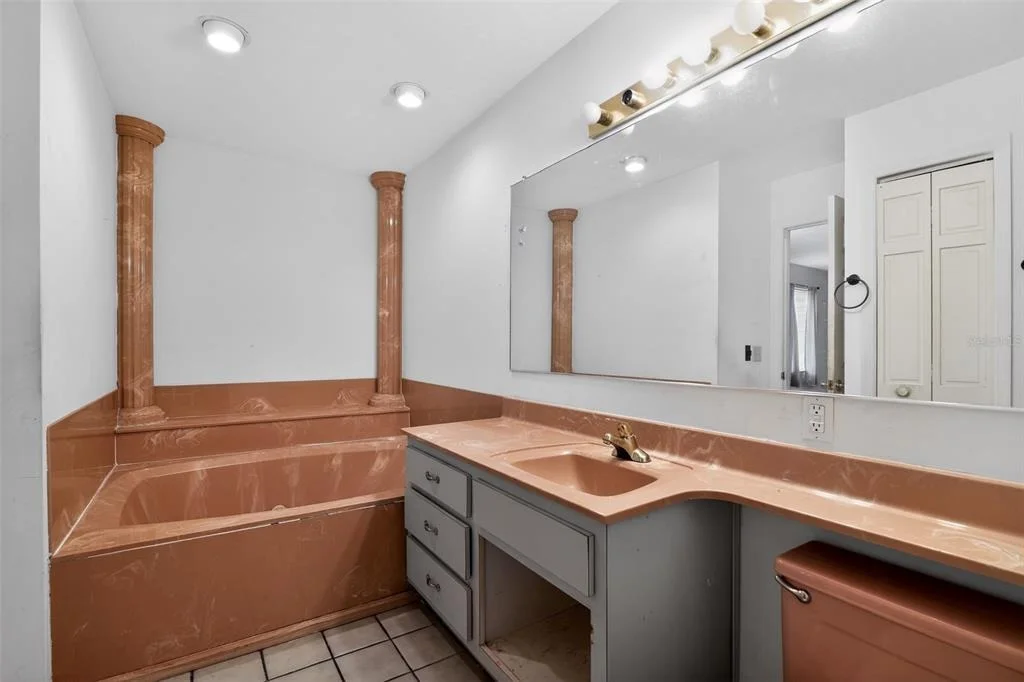 Photo of 4553 SE 14TH STREET