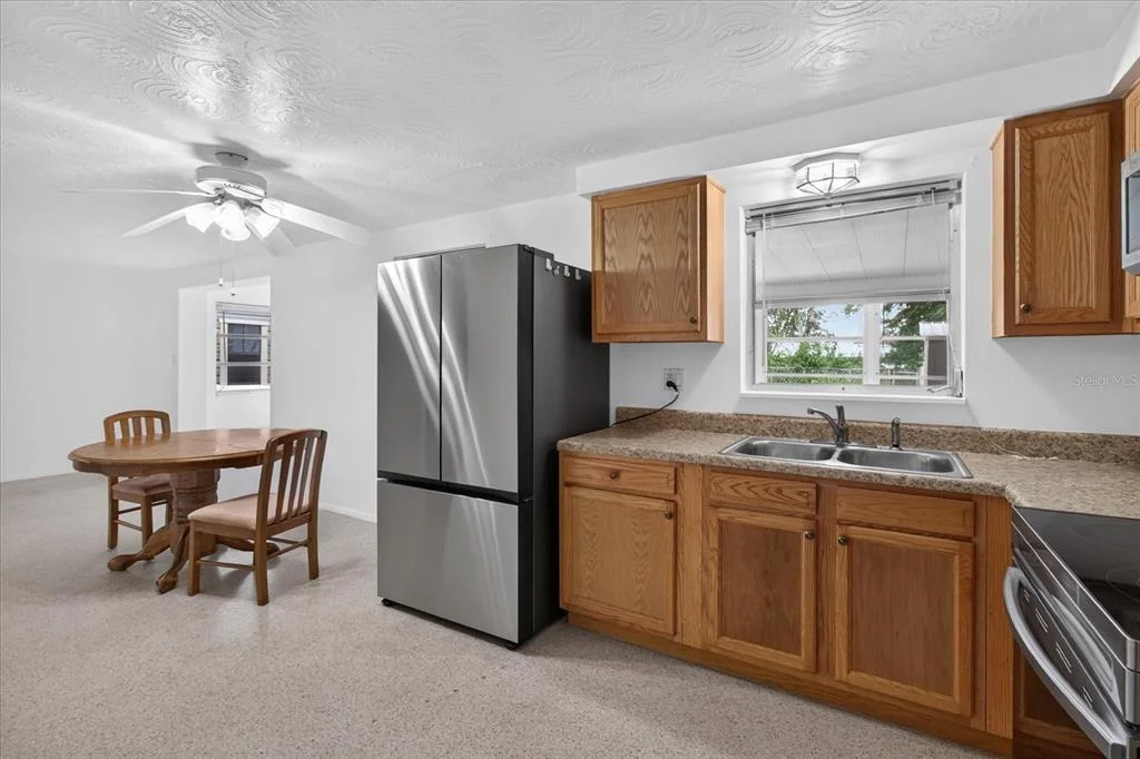 Photo of 4843 CALAIS DRIVE