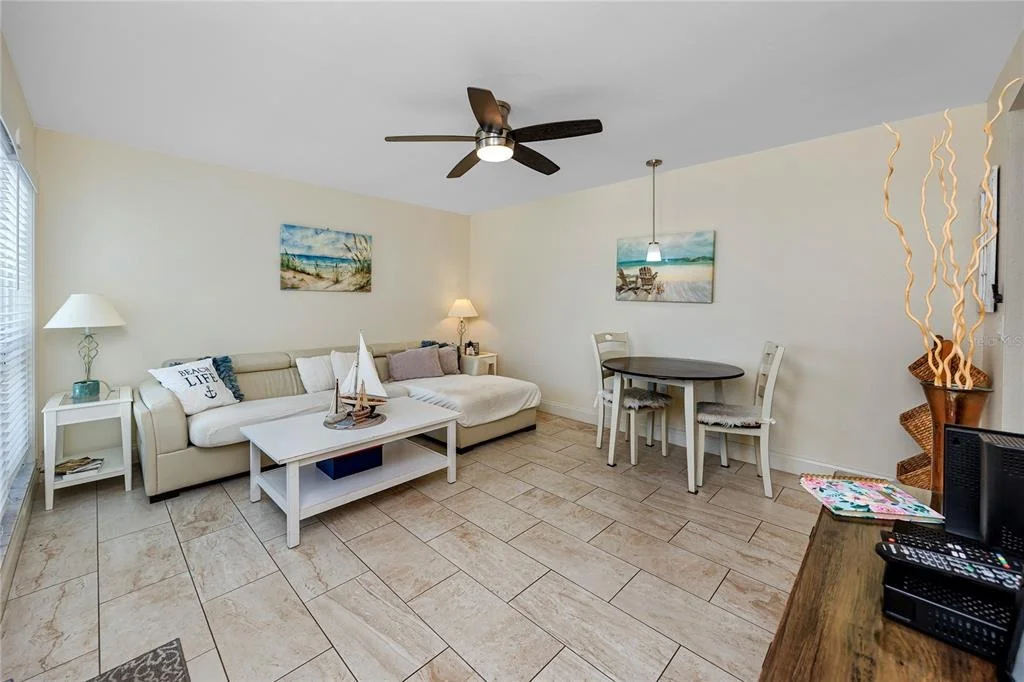 Photo of Unit F at 159 MEDALLION BOULEVARD